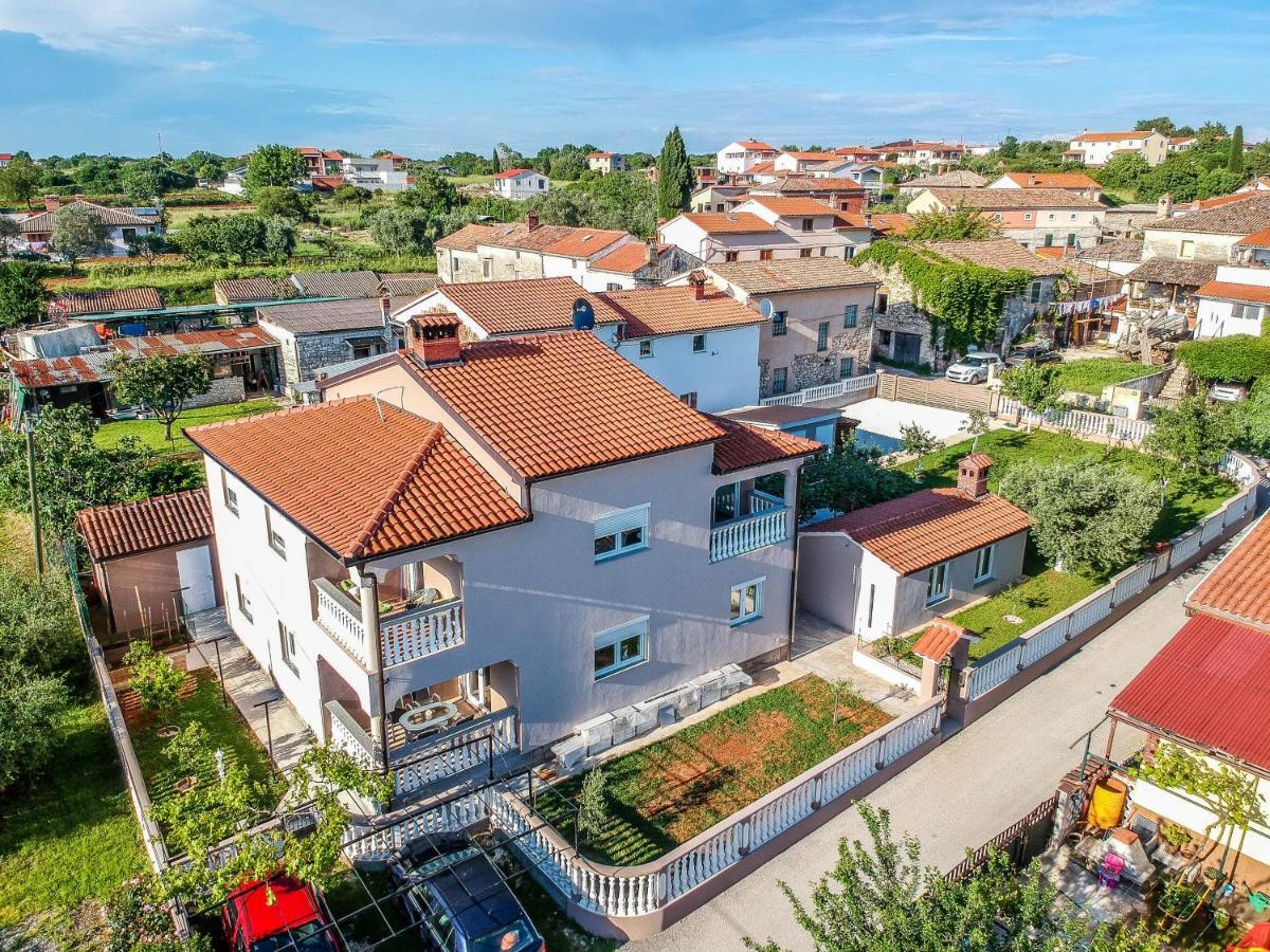 Apartment Suncica Pula Exterior photo